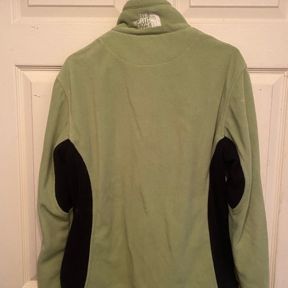 Ladies North Face Jacket - Picture 3 of 5